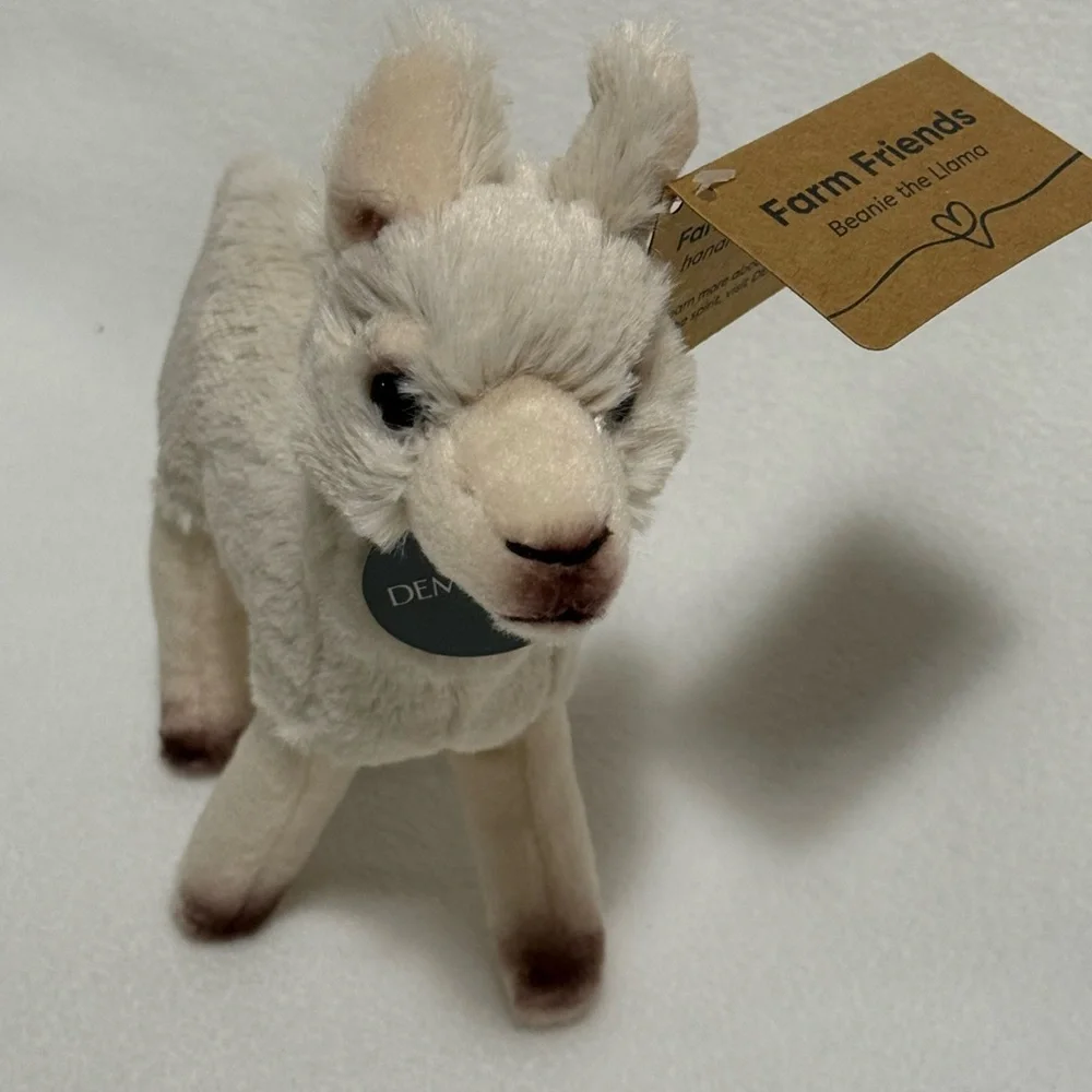 Demdaco Farm Friends Cream and Brown Plush Llama NWT